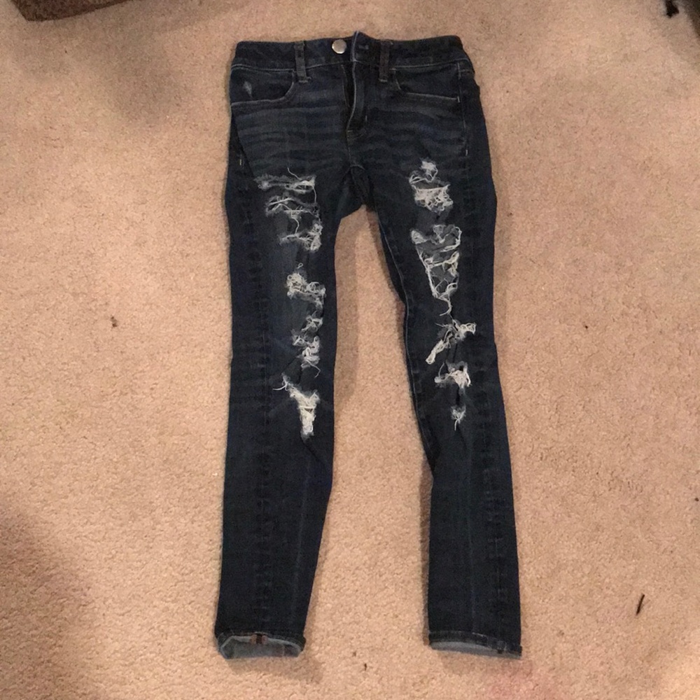 American Eagle Ripped Dark Wash Jeans Size 00